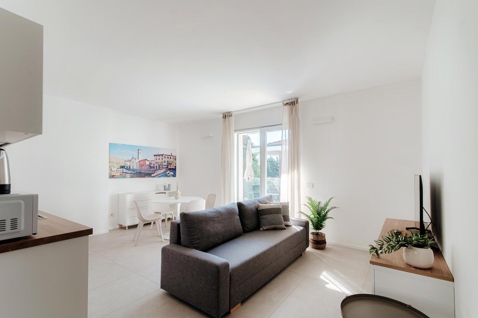 Lario Suite Apartments By Quokka 360 - With Parking Next To Como City Exterior foto