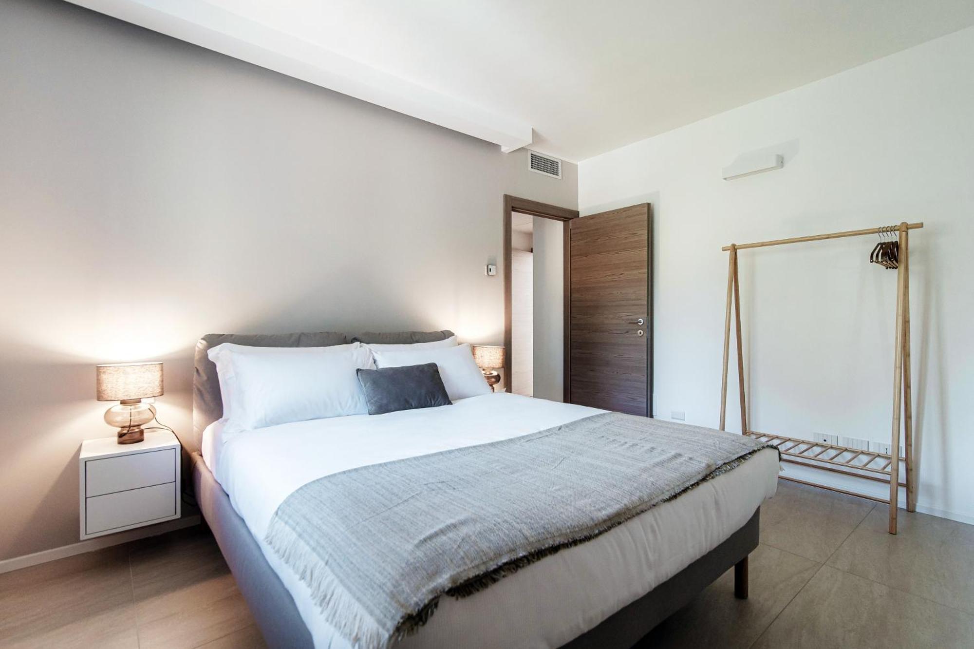 Lario Suite Apartments By Quokka 360 - With Parking Next To Como City Exterior foto