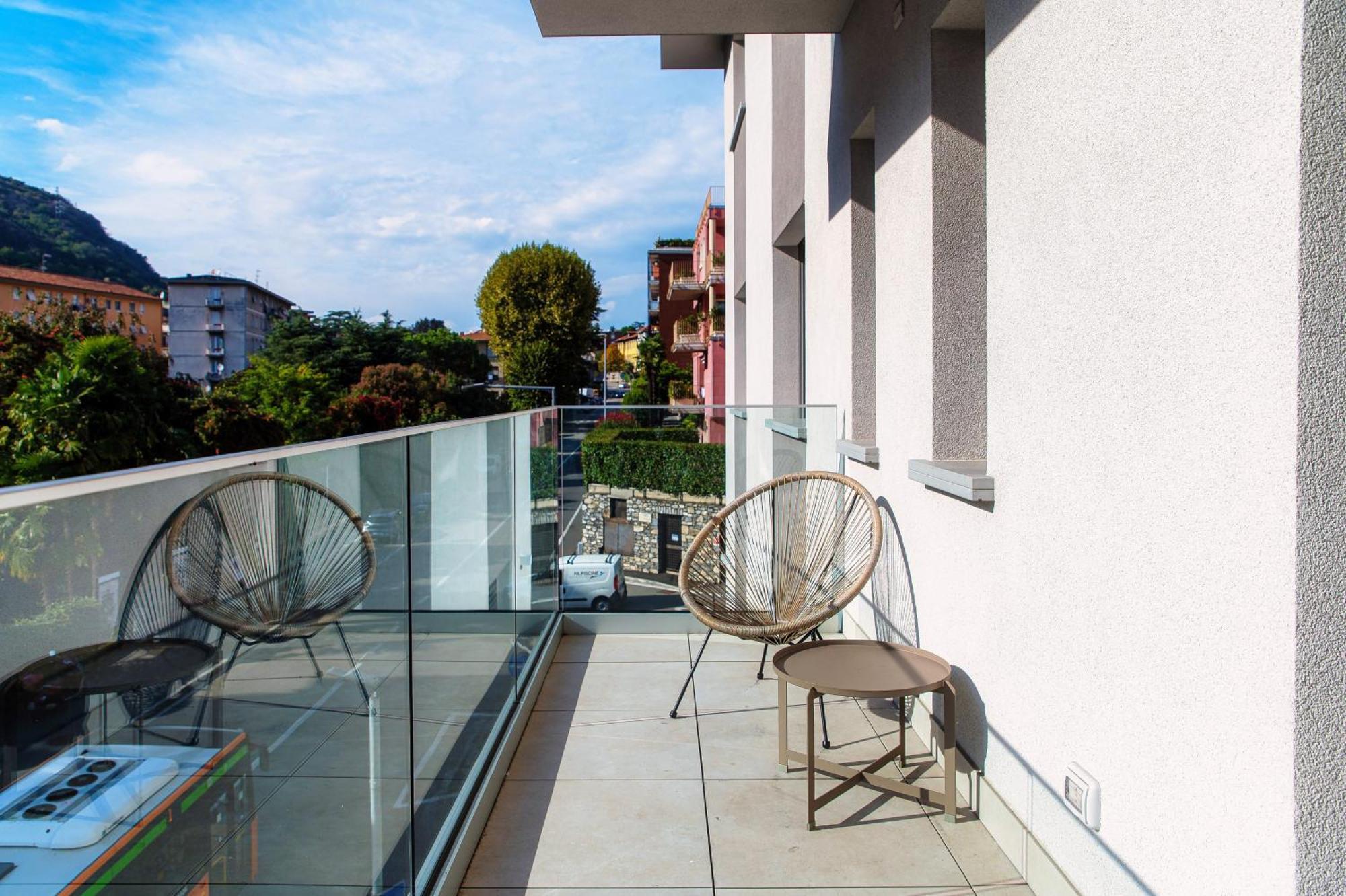 Lario Suite Apartments By Quokka 360 - With Parking Next To Como City Exterior foto